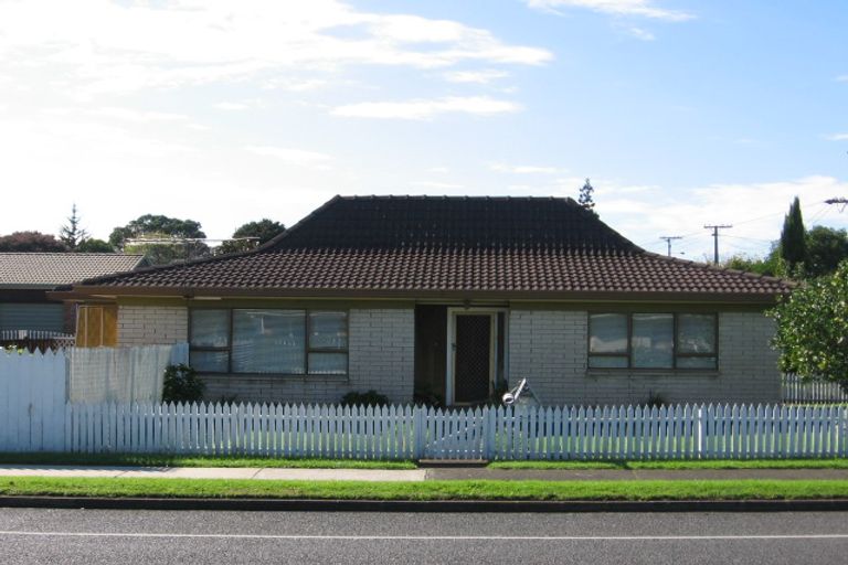 Photo of property in 1/74 Wallace Road, Papatoetoe, Auckland, 2025