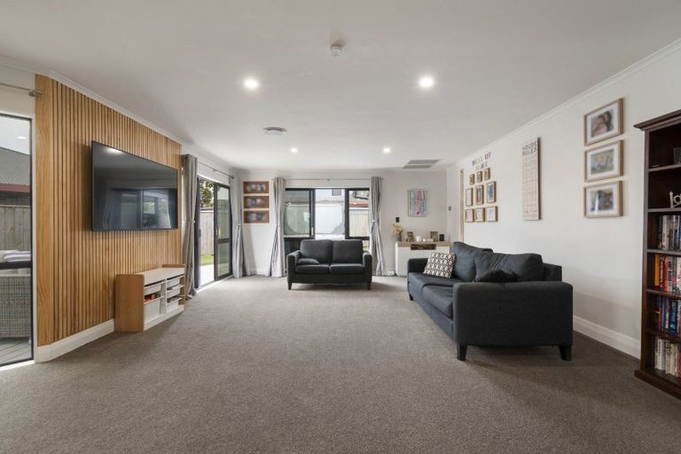 Photo of property in 12 Jefferson Crescent, Milson, Palmerston North, 4414