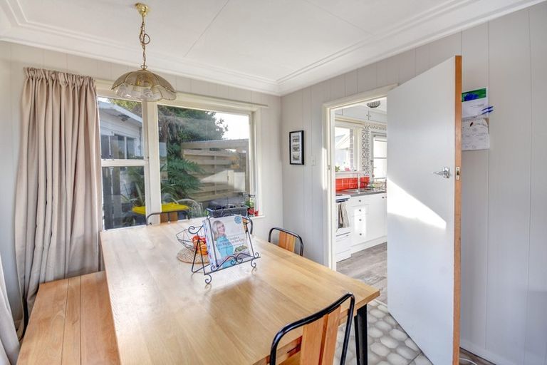 Photo of property in 2 Stephen Street, Halfway Bush, Dunedin, 9010