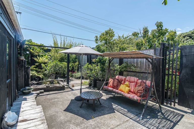 Photo of property in 14 Elizabeth Street, Waikanae, 5036