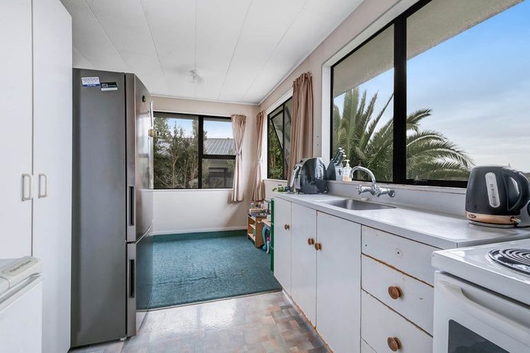 Photo of property in 27 Rakino Avenue, Manly, Whangaparaoa, 0930