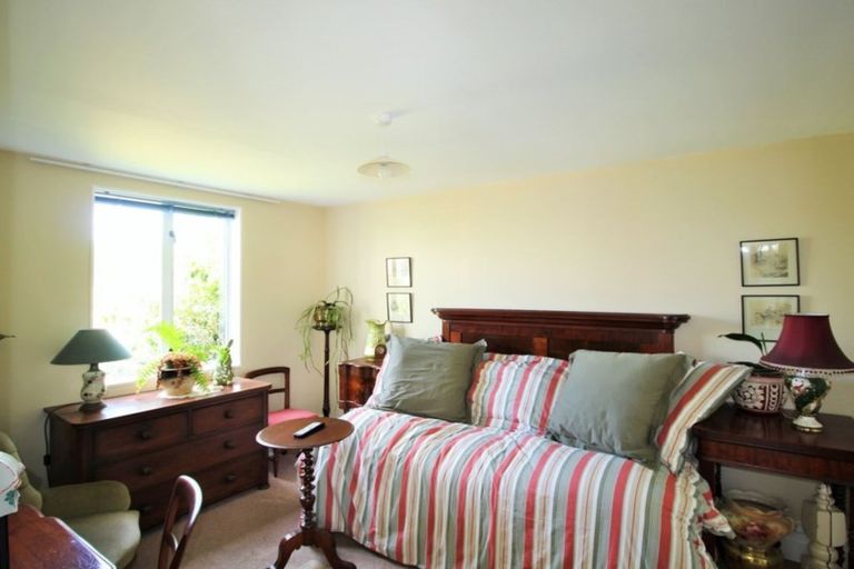 Photo of property in 52 Wharfe Street, South Hill, Oamaru, 9400