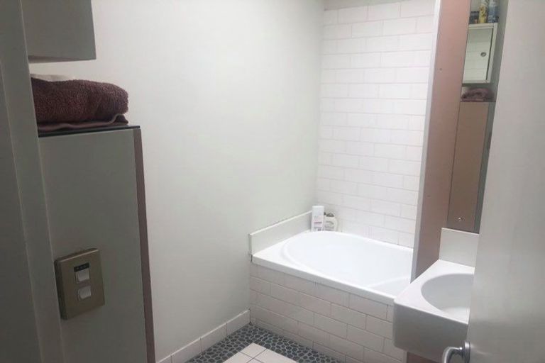 Photo of property in Mondrian Townhouses, 1/24 Hanson Street, Mount Cook, Wellington, 6021