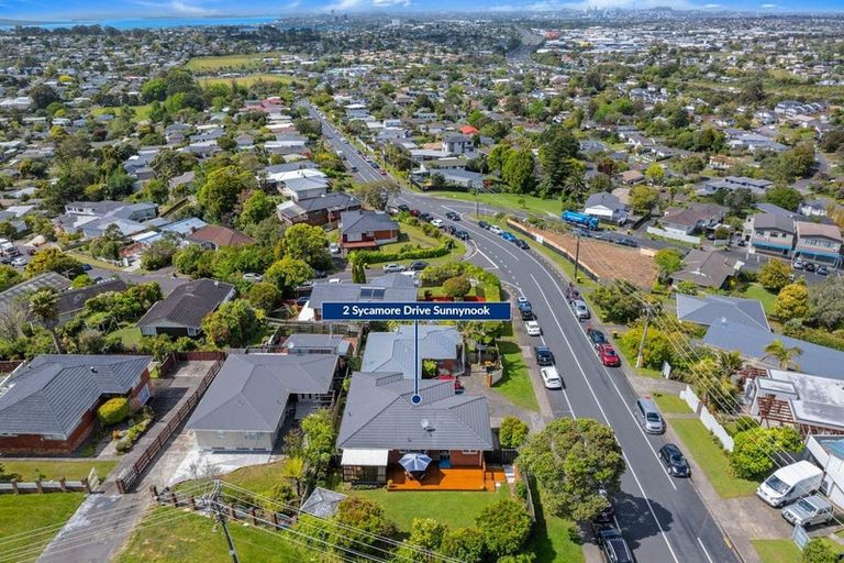Photo of property in 2 Sycamore Drive, Sunnynook, Auckland, 0620