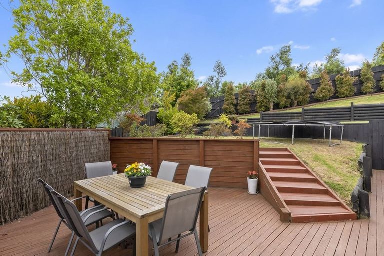 Photo of property in 20 Montclair Rise, Browns Bay, Auckland, 0630