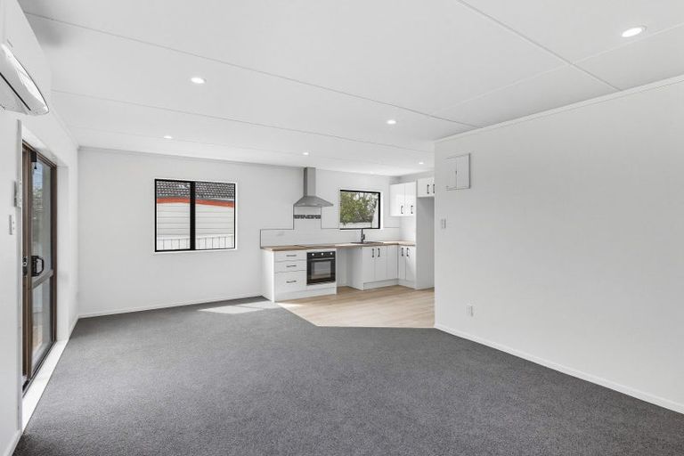 Photo of property in 42 Quinn Road, Levin, 5510