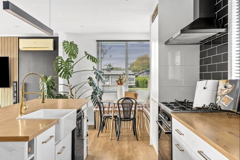 Photo of property in 74 Campbell Street, Leamington, Cambridge, 3432