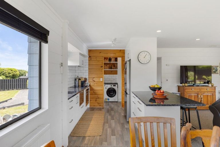 Photo of property in 1 Boundary Road, Waipahihi, Taupo, 3330