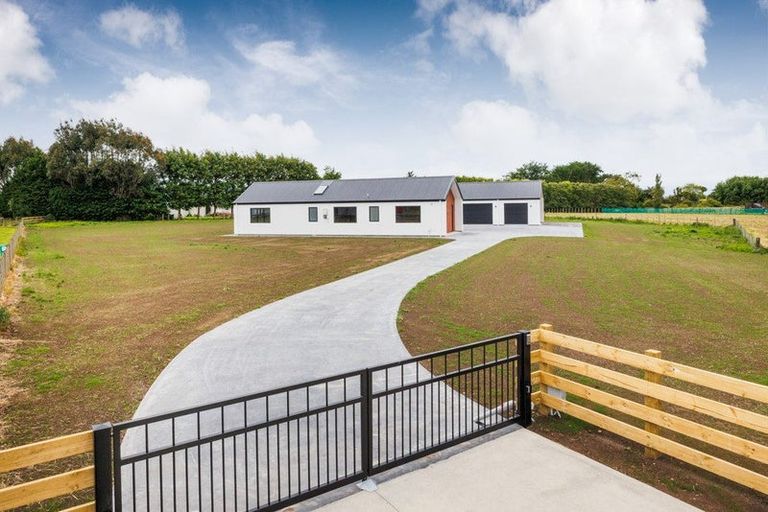 Photo of property in 11 Te Kahu Lane, Halcombe, Feilding, 4779