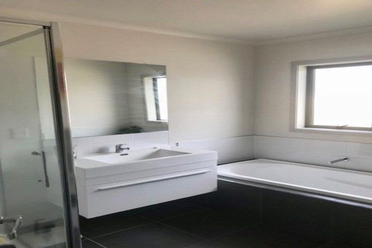 Photo of property in 87 Barrington Drive, Huntington, Hamilton, 3210