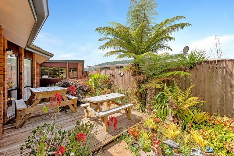 Photo of property in 2/115 Paramount Parade, Tikipunga, Whangarei, 0112