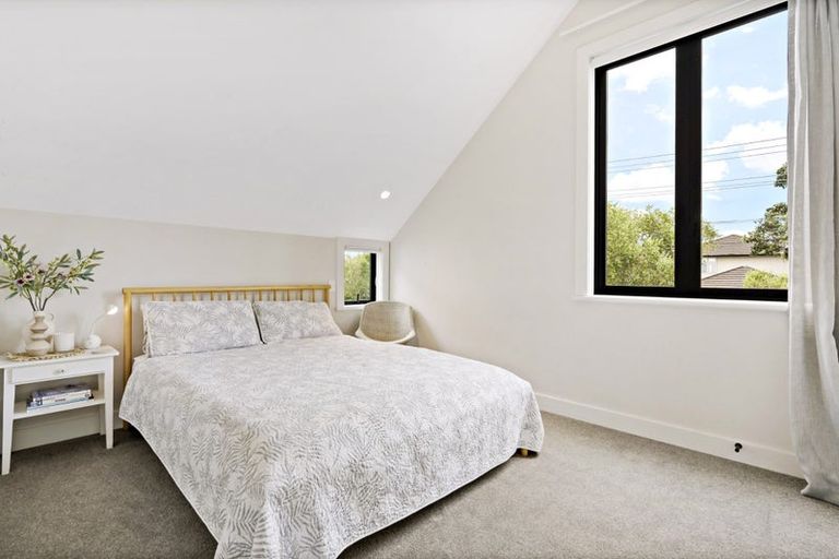 Photo of property in 71a Ngataringa Road, Devonport, Auckland, 0624