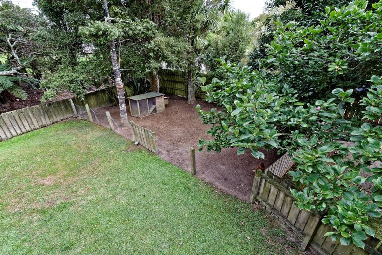 Photo of property in 16 Mariana Place, Glen Eden, Auckland, 0602