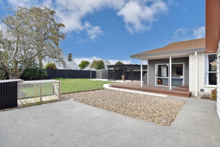 Photo of property in 63 Solomon Avenue, Redwood, Christchurch, 8051