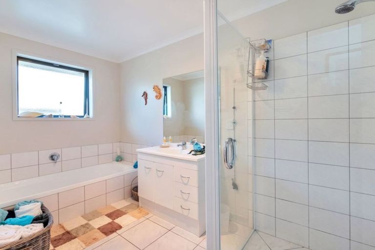 Photo of property in 16 Driftwood Place, Mangawhai Heads, Mangawhai, 0505