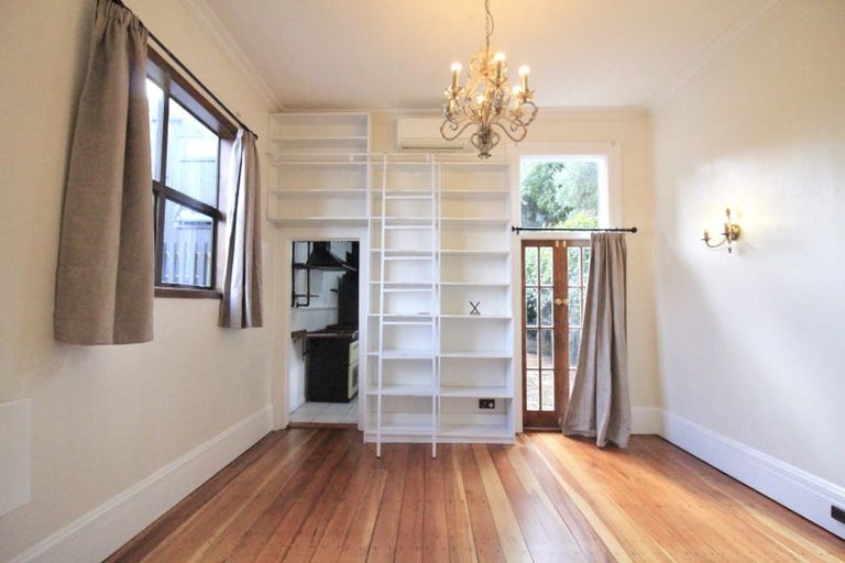 Photo of property in 83 Wallace Street, Mount Cook, Wellington, 6021