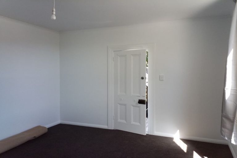 Photo of property in 11 Vogel Street, Mount Victoria, Wellington, 6011