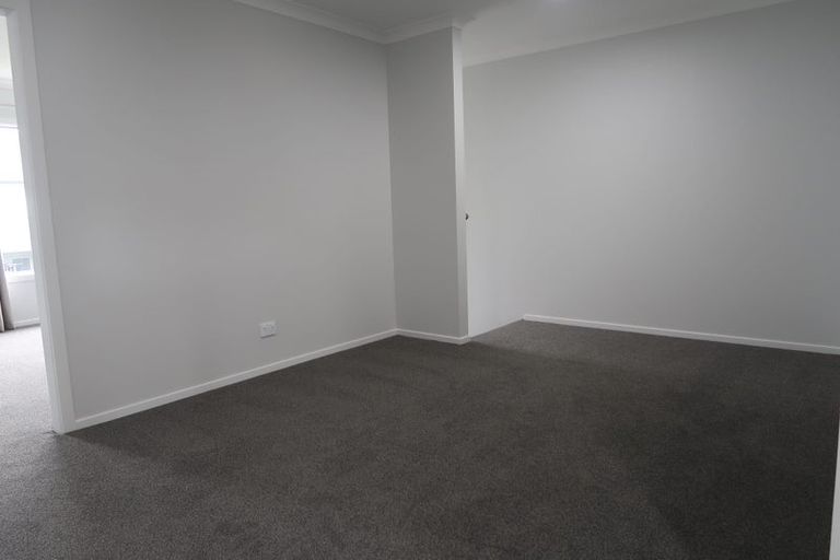 Photo of property in 14 Taiko Place, Kenepuru, Porirua, 5022
