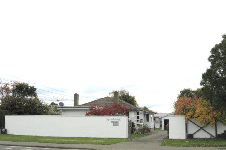 Photo of property in 128 Main South Road, Sockburn, Christchurch, 8042