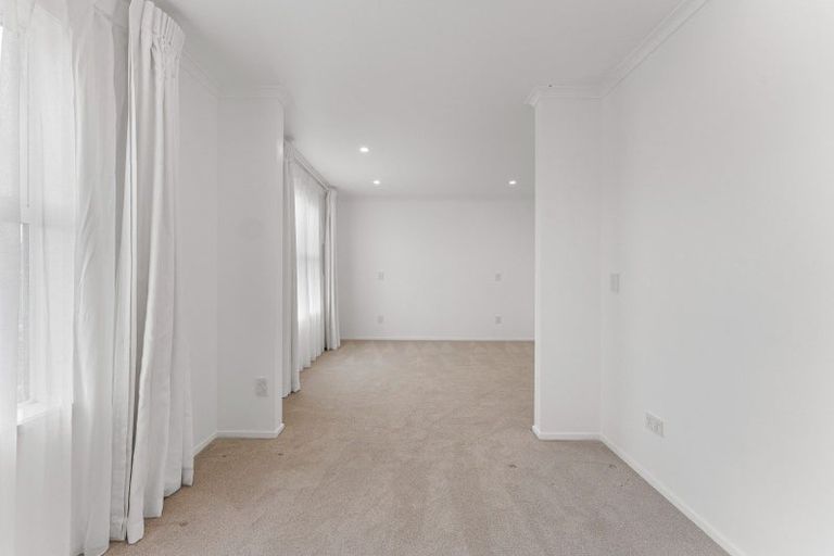 Photo of property in 11 Avon Place, Springvale, Whanganui, 4501