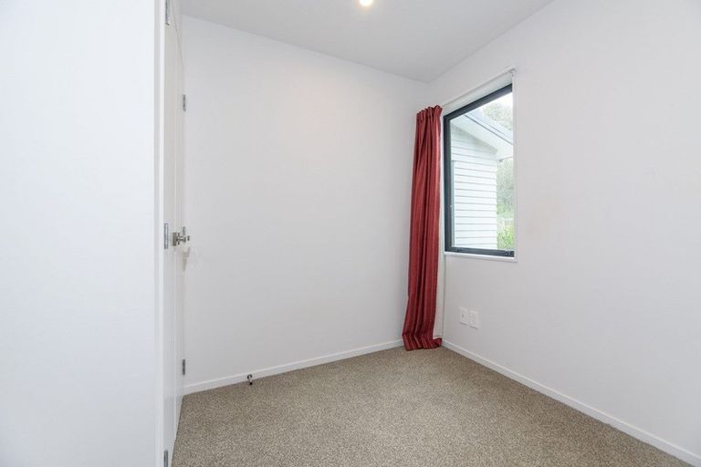 Photo of property in 36 Akeake Lane, Albany Heights, Auckland, 0632