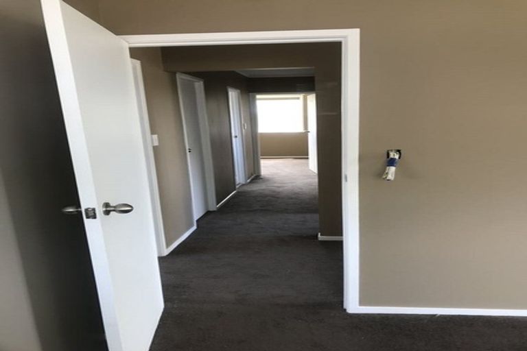 Photo of property in 7 Caringbah Drive, Papatoetoe, Auckland, 2025