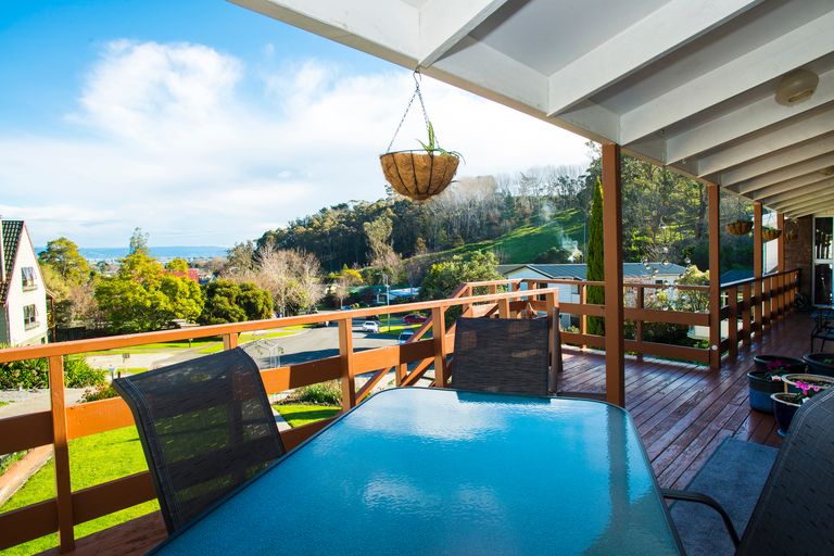 Photo of property in 60 Sunvale Crescent, Whataupoko, Gisborne, 4010