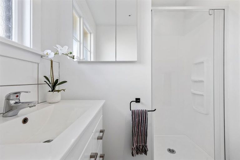 Photo of property in 60 Santa Rosa Avenue, Halswell, Christchurch, 8025