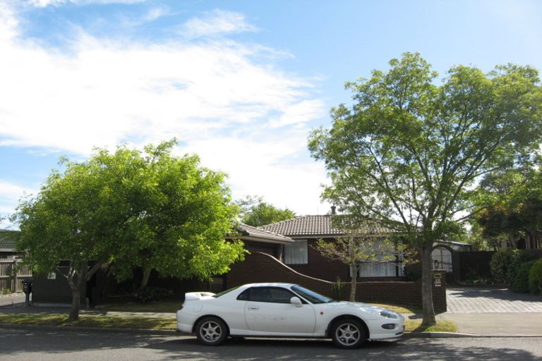 Photo of property in 93 Royal Park Drive, Parklands, Christchurch, 8083