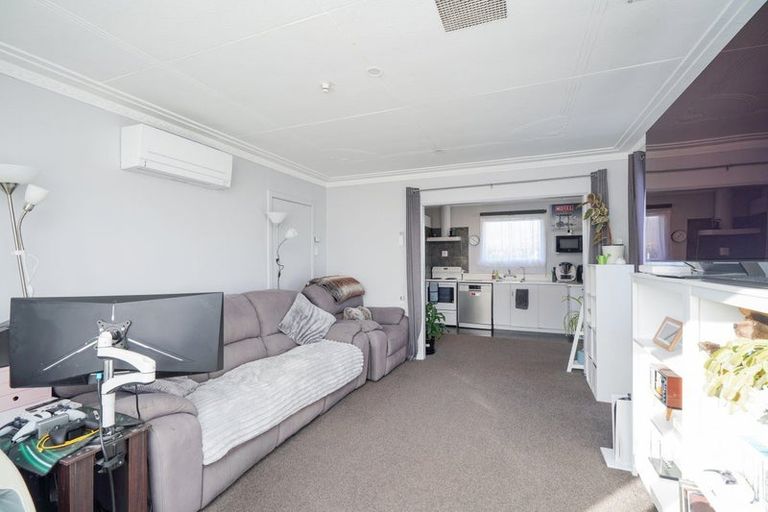 Photo of property in 230 Conyers Street, Strathern, Invercargill, 9812