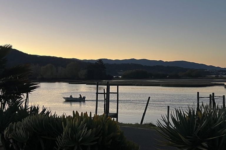 Photo of property in 56 Wharf Road, Riwaka, Motueka, 7198