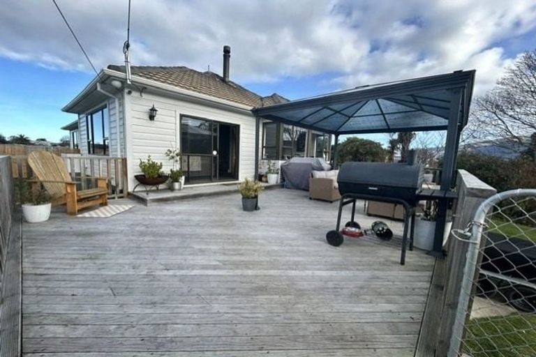 Photo of property in 15 Skerries Street, Outram, 9019