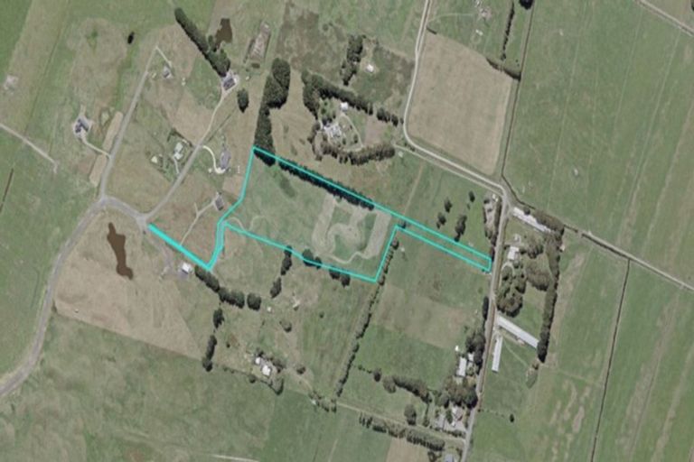 Photo of property in 181 Swamp Road, Te Horo, Otaki, 5581