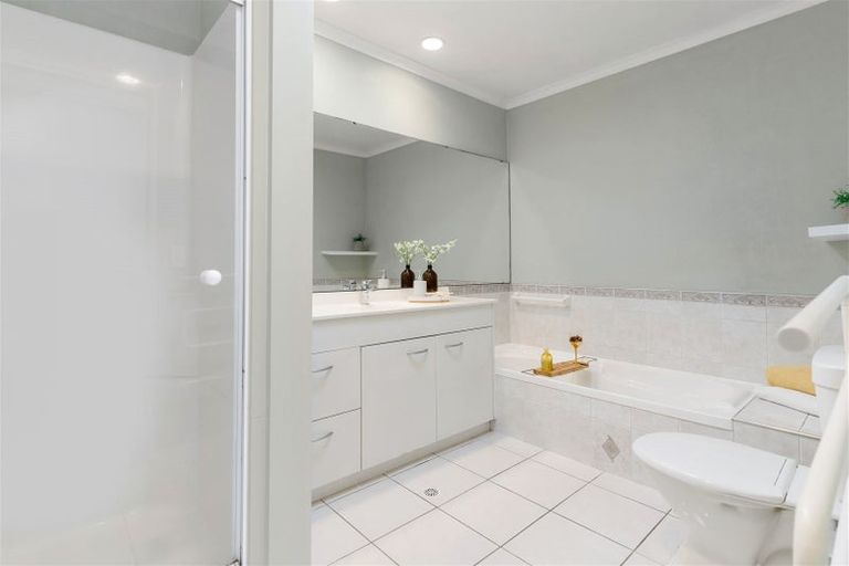 Photo of property in 57 Fernbrook Close, Burswood, Auckland, 2013