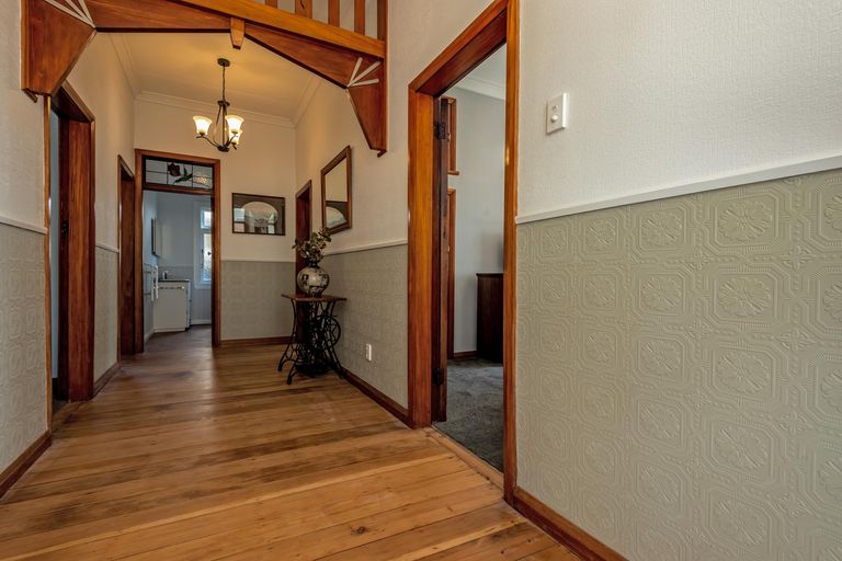 Photo of property in 34 Florence Avenue, Palmerston North, 4414