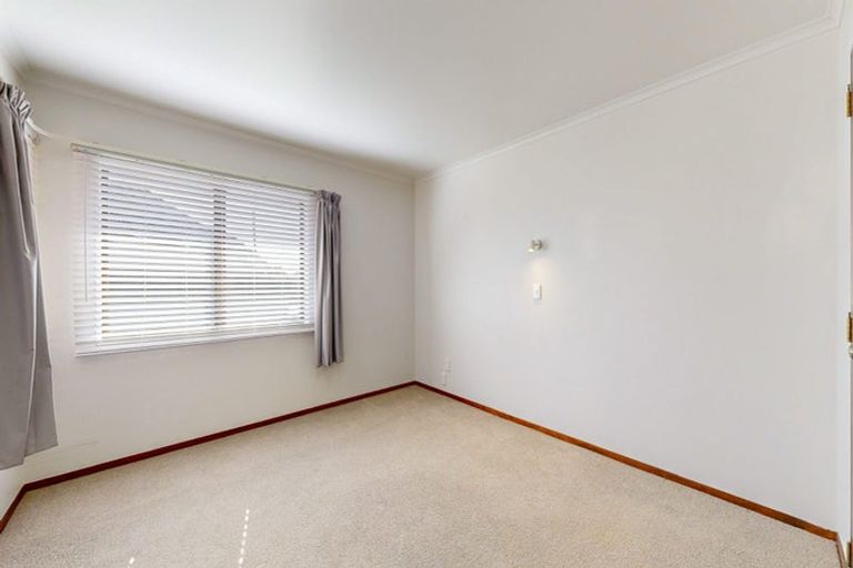 Photo of property in 14b Pohutukawa Drive, Owhata, Rotorua, 3010