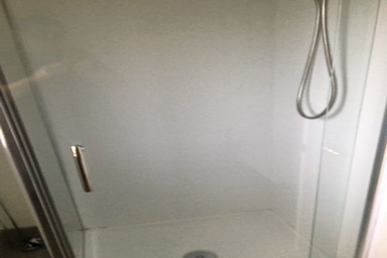 Photo of property in 37 Chatsworth Crescent, Pakuranga Heights, Auckland, 2010