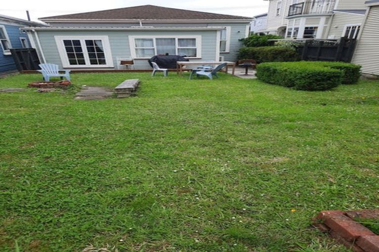 Photo of property in 26 Wilson Street, Newtown, Wellington, 6021