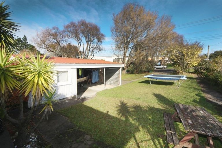 Photo of property in 12 Blue Gum Avenue, Silverdale, 0932