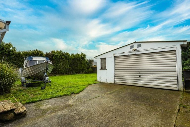 Photo of property in 48 Fernaig Street, Papakura, 2110