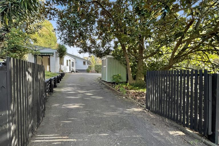 Photo of property in 25 John Gill Road, Shelly Park, Auckland, 2014
