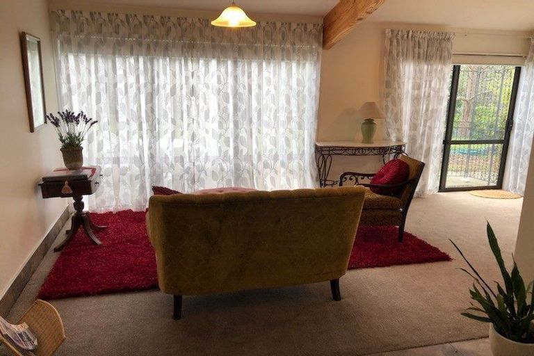 Photo of property in 23 Governors Bay - Teddington Road, Allandale, Lyttelton, 8971