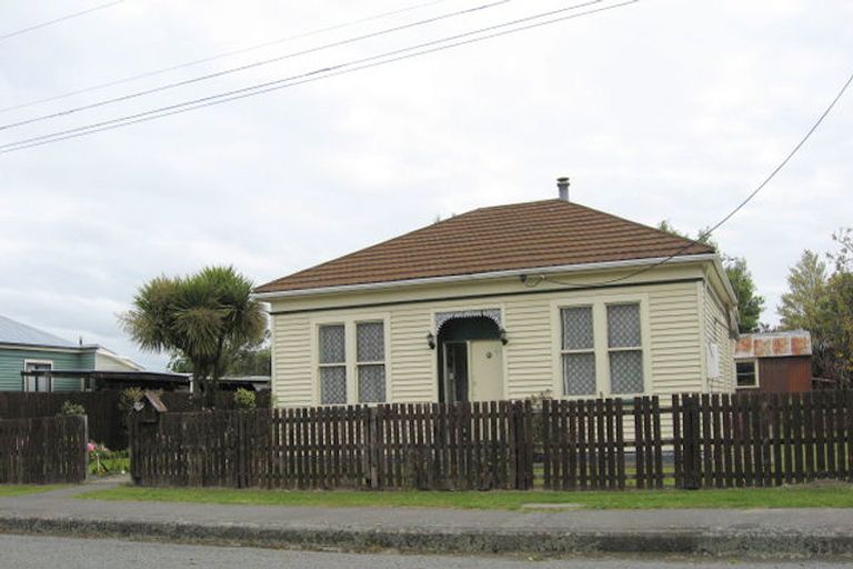 Photo of property in 23 Edward Street, Rangiora, 7400