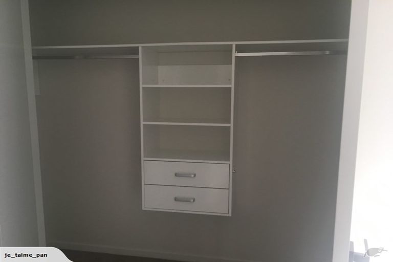 Photo of property in 40 Corricvale Way, Northcross, Auckland, 0630