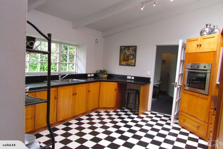 Photo of property in 35 Tremaine Avenue, Two Mile Bay, Taupo, 3330