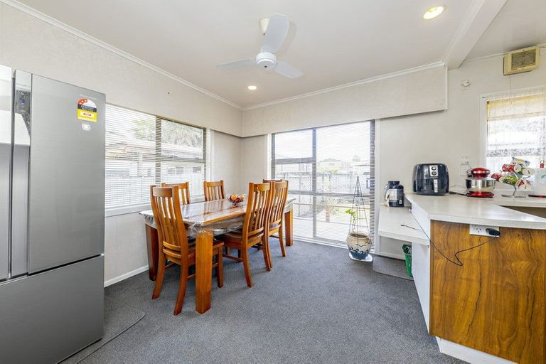 Photo of property in 18 Cameron Street, Papakura, 2110