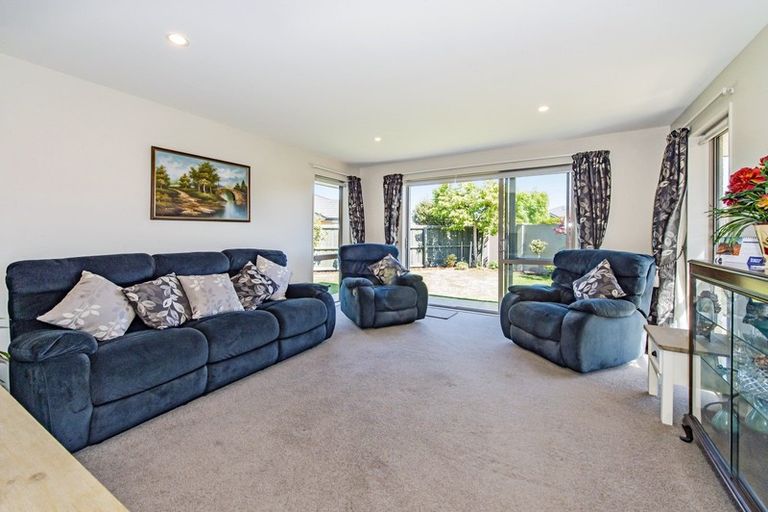 Photo of property in 11 Rossall Crescent, Rolleston, 7615