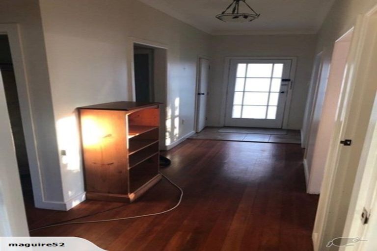 Photo of property in 26 Peakes Road, Saint Johns Hill, Whanganui, 4501