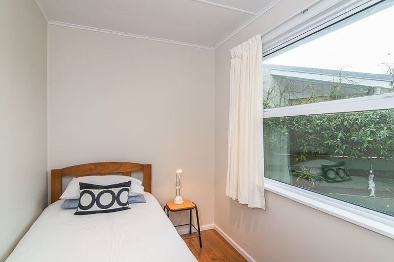 Photo of property in 59 Waimea Road, Waikanae Beach, Waikanae, 5036