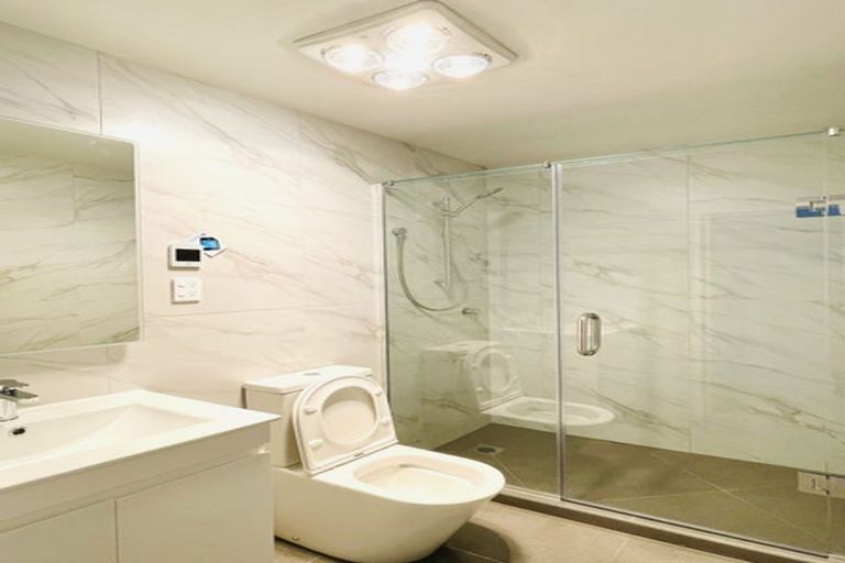 Photo of property in 27 Coast Garden Drive, Hobsonville, Auckland, 0616